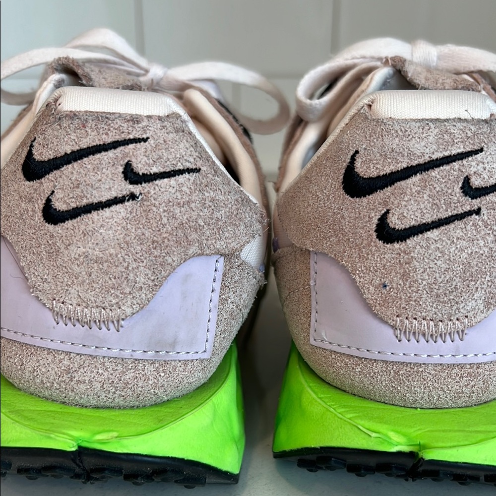 Nike Wmn’s Fontanka Waffle Pink Oxford Ghost Green Colorway Sneakers - Size US 7 - Picture 11 of 16